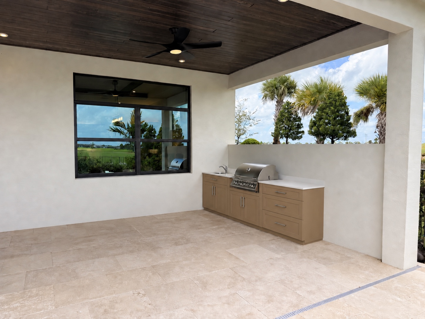 Sophia kitchen with Nutmeg cabinetry